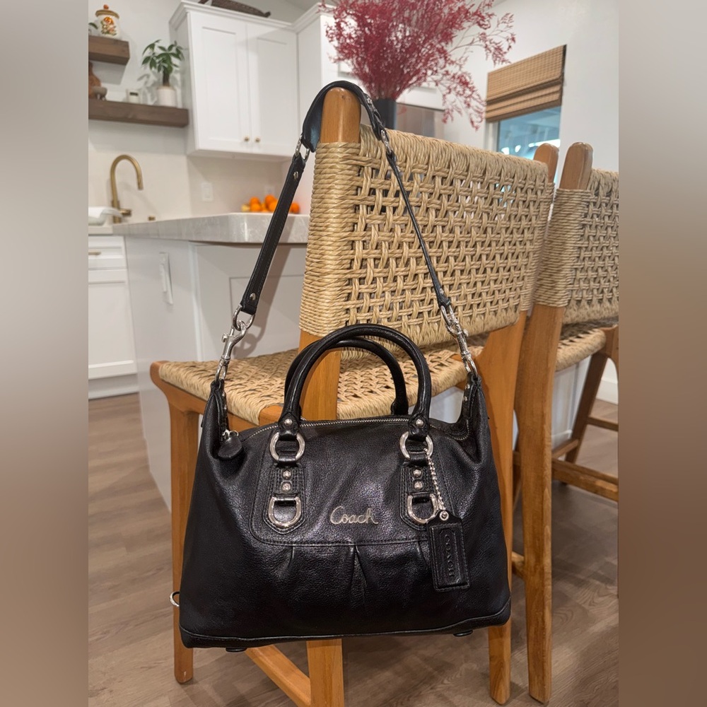 Coach Ashley Large Black Leather Two Way Satchel Shoulder Crossbody Bag #F15447 - Picture 7 of 17
